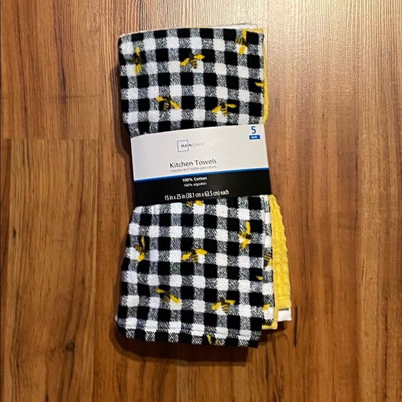 Mainstays Other - Mainstays 5 Pack Kitchen Hand Towel Set (New) Bee 🐝 Design